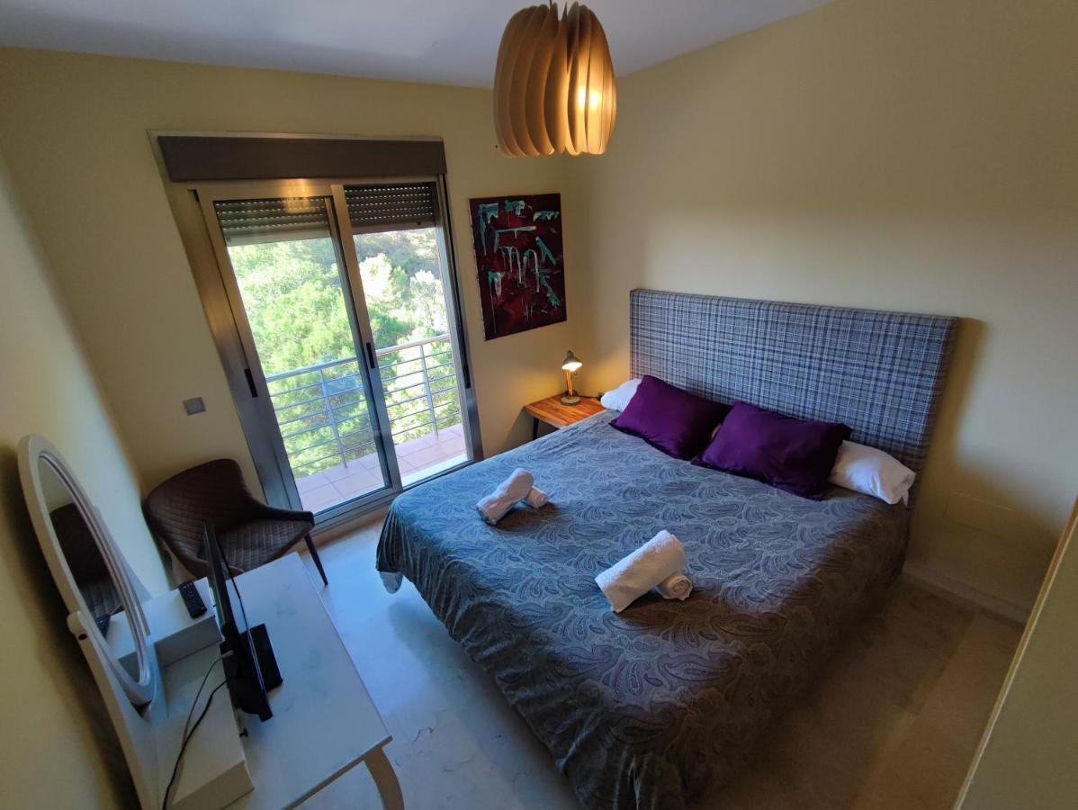 Villa Aguilas Club - Guest House Малага Екстериор снимка